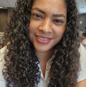 Meet your Posher, Karla